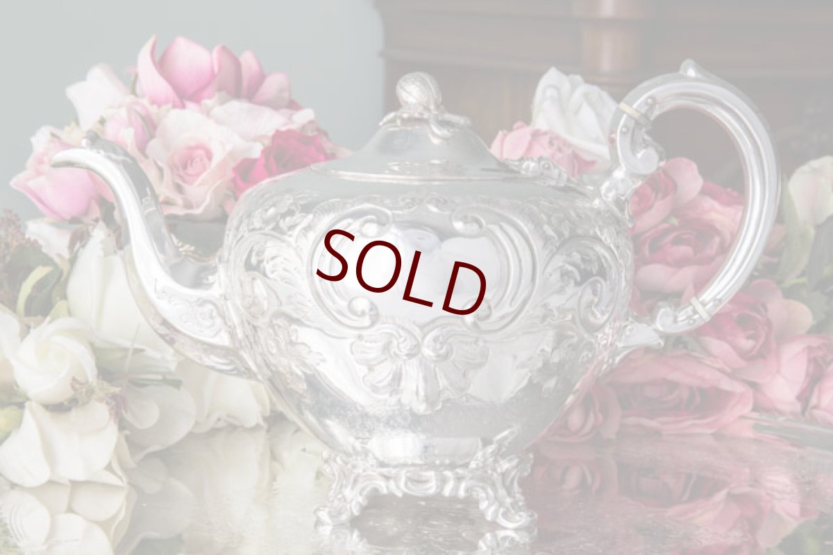 画像2: シルバープレート　ヴィクトリアンロココスタイル　お花とスクロール、お花のつぼみの摘み　ティーセット (2)