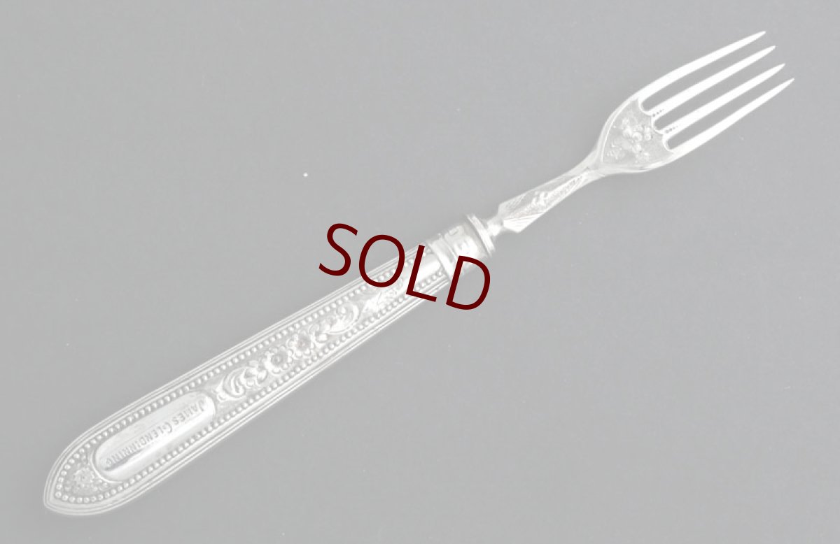 画像11: 純銀製(925) 187５年　Martin, Hall & Co. お花の彫刻　クリスニング３点セット (11)