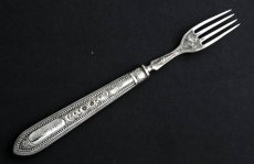 画像11: 純銀製(925) 187５年　Martin, Hall & Co. お花の彫刻　クリスニング３点セット (11)