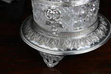 画像5: シルバープレート ヴィクトリア時代後期 ハンドカットクリスタルグラス　美装飾　ビスケットボックス (5)