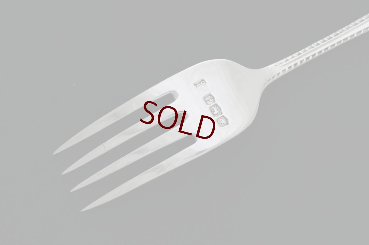 画像3: 純銀製（９２５）1924年　ハンドルのデザインがエレガントな　ケーキフォークセット (3)