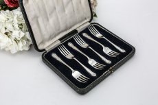 画像4: 純銀製（９２５）1924年　ハンドルのデザインがエレガントな　ケーキフォークセット (4)