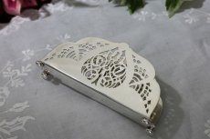 画像4: シルバープレート ヴィンテージ 透かし細工　ナプキンホルダー (4)