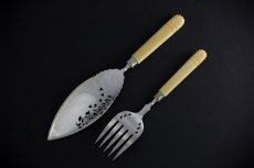 画像5: シルバープレート製　象牙ハンドル　透かし細工が美しい　サービングカトラリーセット (5)