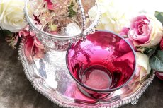 画像7: シルバープレート製　特級　美装飾　葡萄と葉のクランベリーグラス　シュガーバスケット (7)