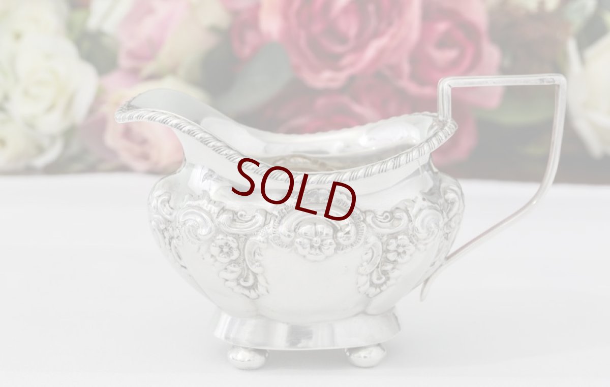 画像7: 純銀製（９２５）Walker & Hall 1904 & 1905 スクロール＆フラワーデザイン　バチェラーサイズ　ティーセット (7)