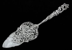 画像1: 純銀製（800）　1900年前後　ドイツ製　ロココ風　透かし細工　エンジェルと薔薇　ケーキサーバー  (1)