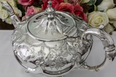 画像6: シルバープレート製　ヴィクトリア時代後期　お花の打ち出し　スクロールガーランド　ティーポット (6)