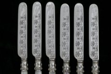 画像4: シルバープレート製　1900年前後　白蝶貝ハンドル　葉模様彫刻　デザートカトラリー６組セット (4)