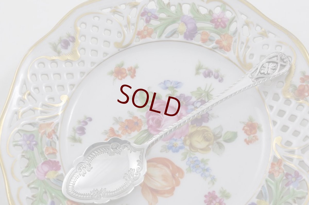 画像6: 純銀製（925）　お花の透かし細工ハンドル　手彫りスクロールのボウルジャムスプーン (6)