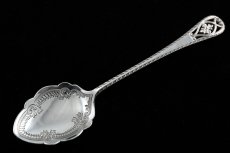 画像1: 純銀製（925）　お花の透かし細工ハンドル　手彫りスクロールのボウルジャムスプーン (1)