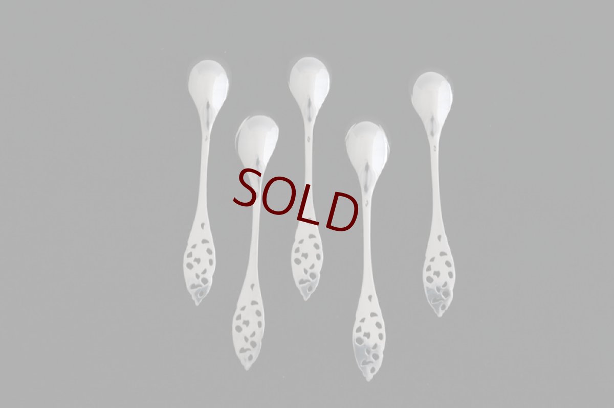 画像2: シルバープレート製　北欧　透かし細工　スプーン　５本セット (2)