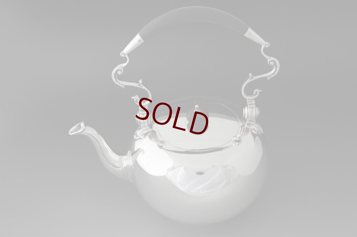 画像6: 純銀製（925）　1938年 　重厚　鏡面が美しい　ティーケトル (6)