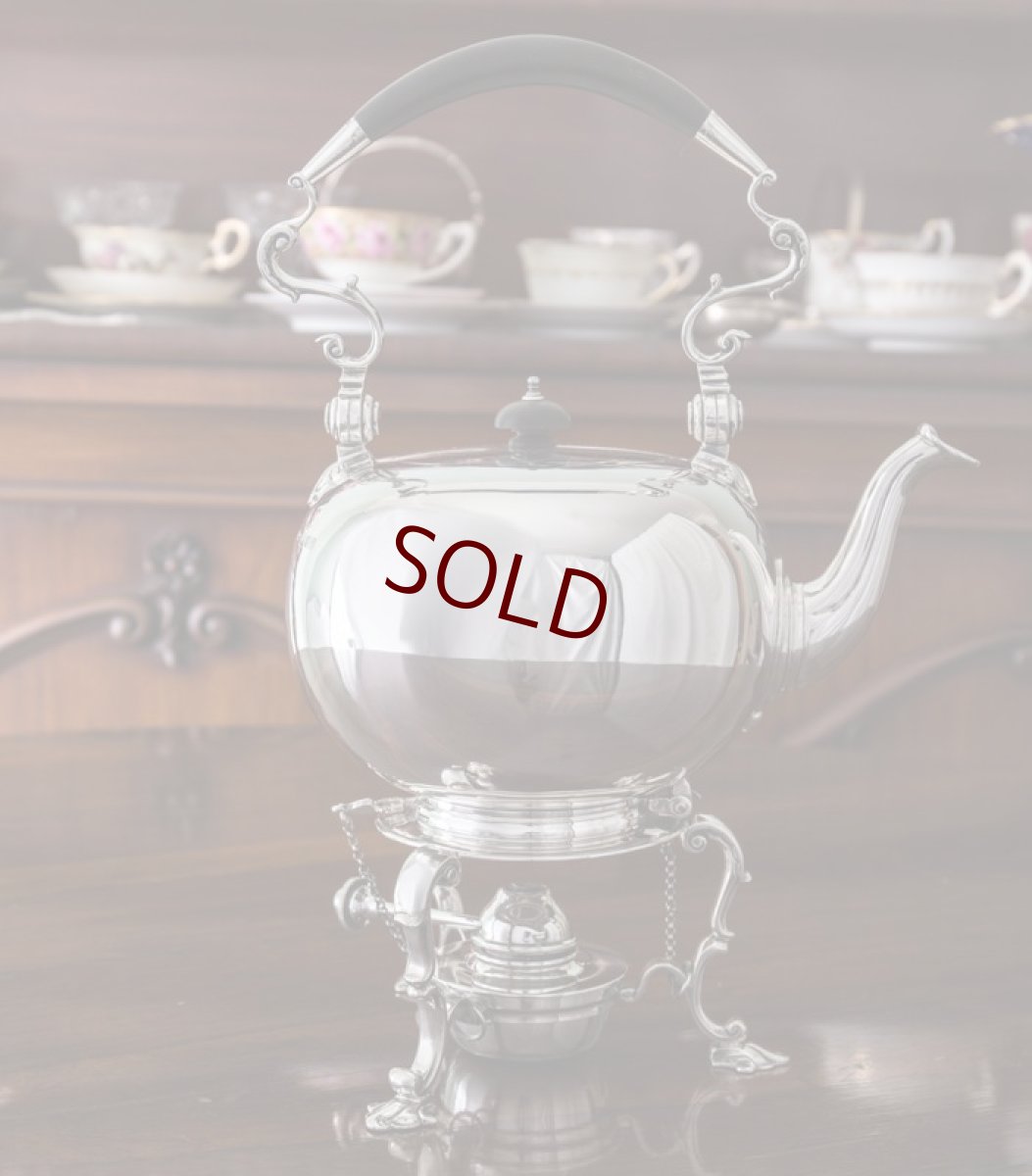 画像13: 純銀製（925）　1938年 　重厚　鏡面が美しい　ティーケトル (13)