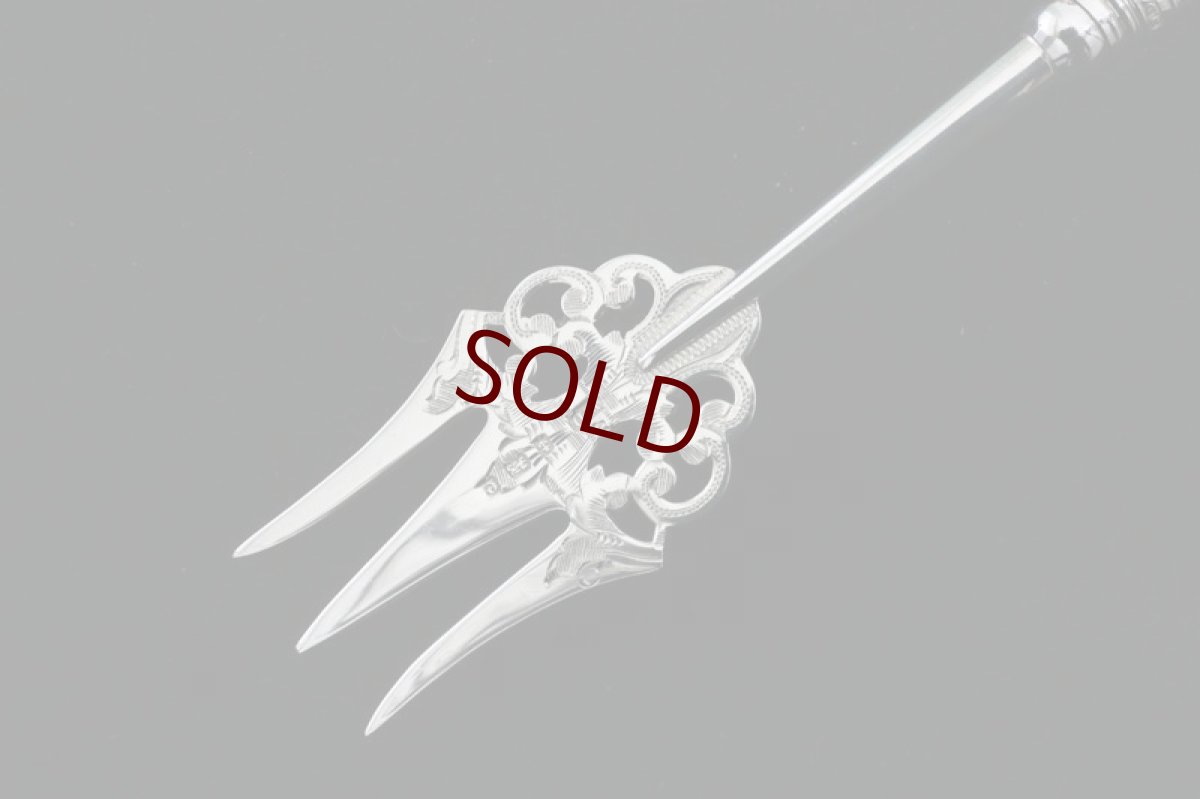 画像11: 純銀製（925）　白蝶貝ハンドル　ジャムスプーン、バターナイフ、トーストフォークセット (11)