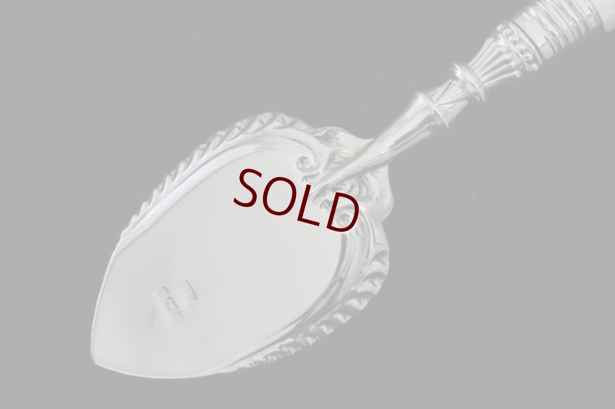 画像10: 純銀製（925）　白蝶貝ハンドル　ジャムスプーン、バターナイフ、トーストフォークセット (10)