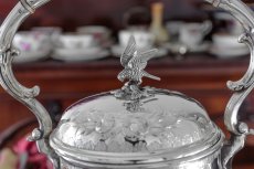 画像4: シルバープレート製　ヴィクトリア時代後期 ヴィクトリアンロココ　ティーケトル＆スタンド (4)