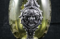 画像9: シルバープレート製　特級　ヴィクトリア時代後期　ハンドエッチング　グリーンクリスタルグラス　クラレットジャグ (9)