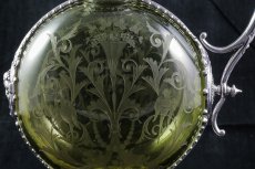 画像8: シルバープレート製　特級　ヴィクトリア時代後期　ハンドエッチング　グリーンクリスタルグラス　クラレットジャグ (8)