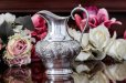 画像15: シルバープレート製　ヴィクトリア時代後期　お花の　ハンドチェイシング　ティーコーヒー4点セット