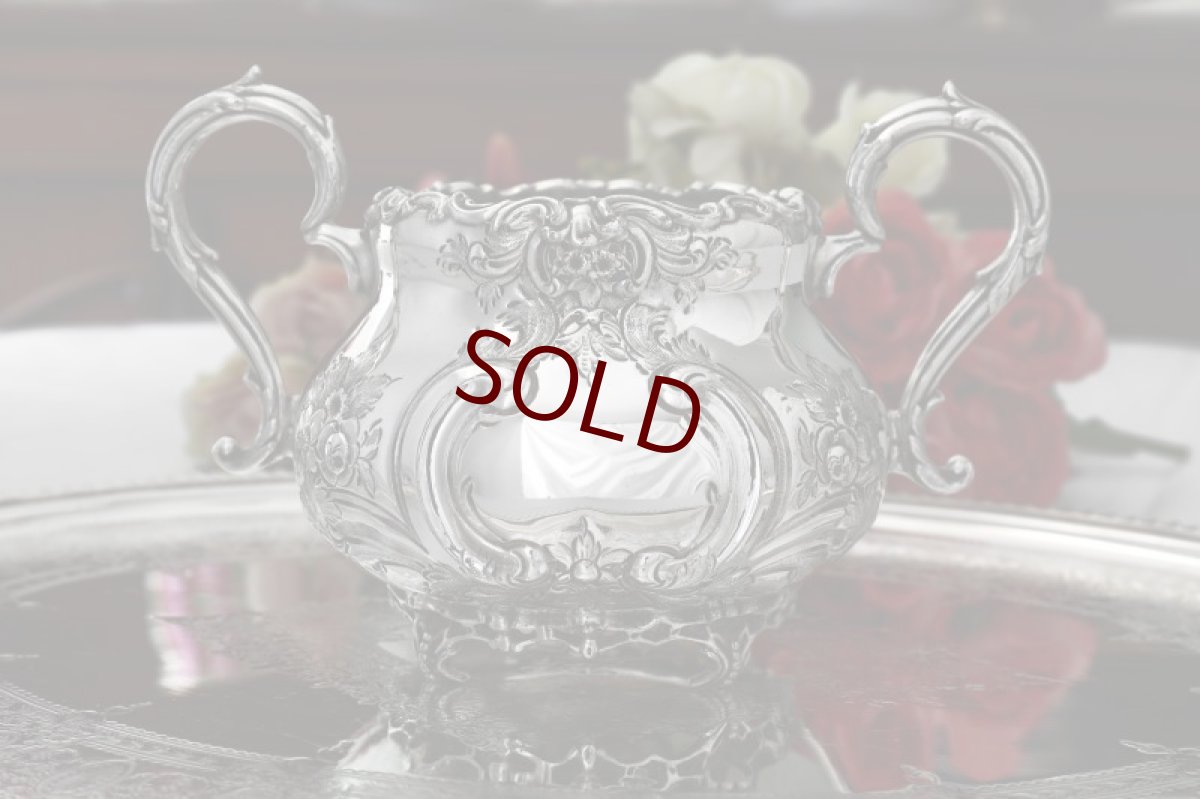 画像8: シルバープレート　ヴィクトリアンロココ 小鳥の摘みと薔薇の彫刻が豪華なティーセット  (8)