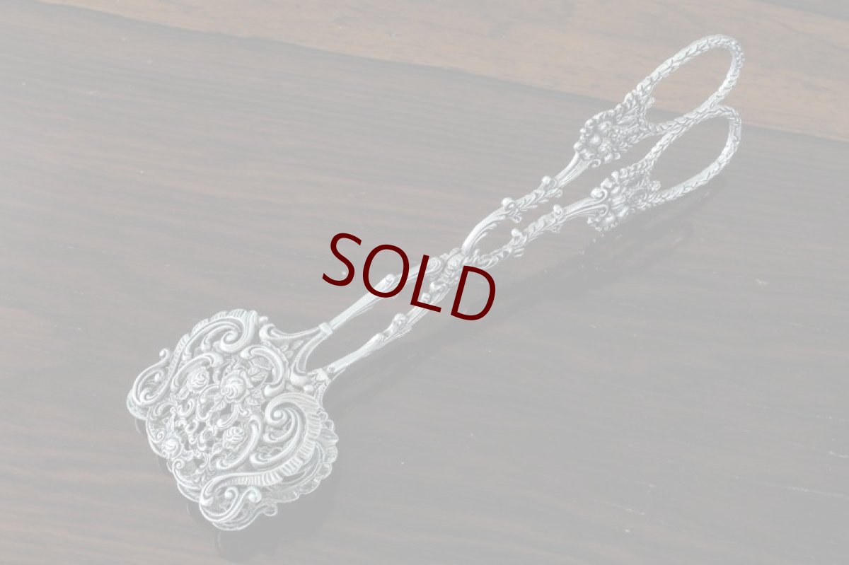 画像1:  純銀製（835）　ドイツ　ロココ薔薇の透かし細工　美装飾　ペイストリートング  (1)