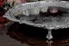 画像3: シルバープレート　ヴィクトリア時代後期　薔薇、お花、果物のハンドエングレービング　34cm　サルヴァ  (3)