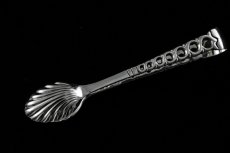 画像10: 純銀製（９２５）1891年 Atkin Brothers シェル型透かし細工ティースプーン＆シュガートングセット (10)