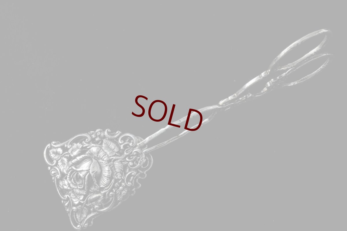 画像1: 純銀（800）ドイツ　クリストフ ウィドマン　ロココ大薔薇　透かし細工　美装飾　ペイストリートング (1)