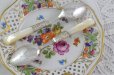 画像2: シルバープレート　ヴィクトリアン 白蝶貝ハンドル　手彫りのお花　美装飾　ジャムスプーンセット  (2)