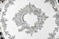 画像2: シルバープレート製　ヴィクトリア時代後期　お花とスクロールハンドエングレービング サルヴァ (2)