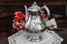 画像2: シルバープレート　ヴィクトリアンロココ　お花のガーランド　お花のチェイシング　コーヒーポット (2)