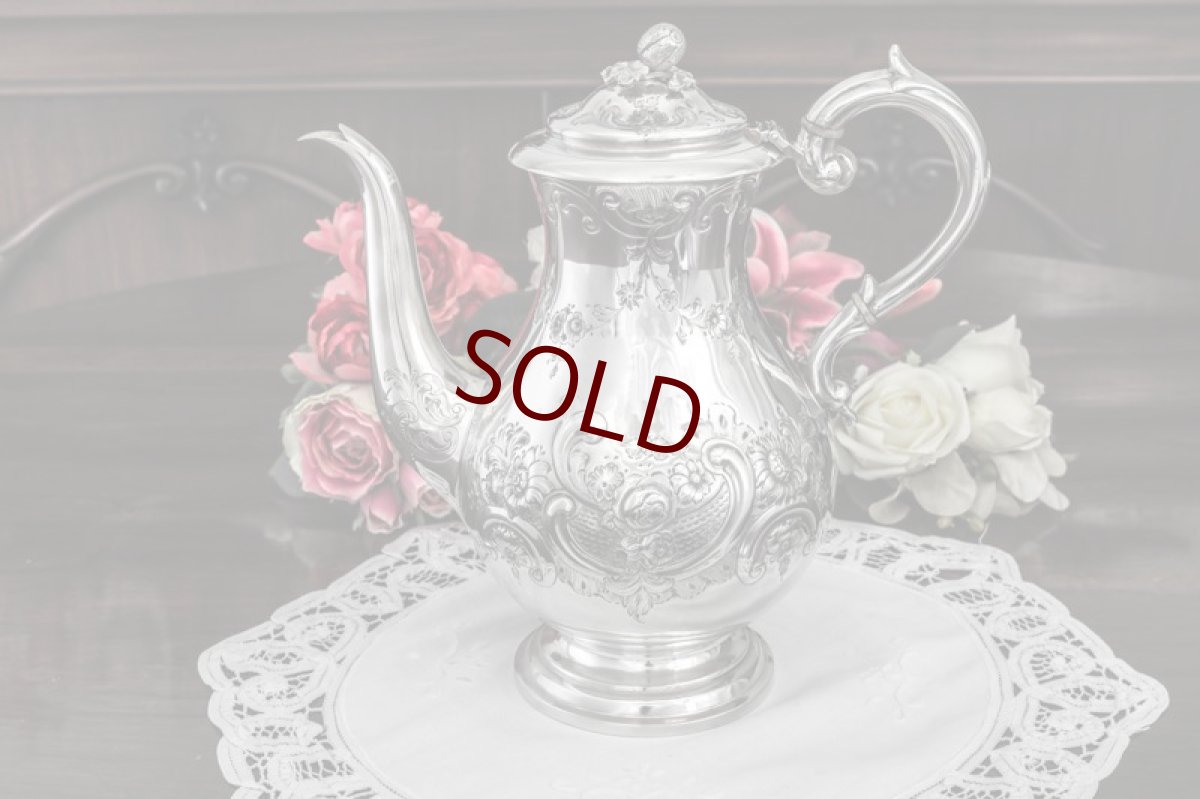 画像1: シルバープレート　ヴィクトリアンロココ　お花のガーランド　お花のチェイシング　コーヒーポット (1)