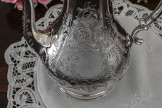 画像5: シルバープレート　ヴィクトリア時代後期　スクロールのハンドエングレービング　コーヒーポット (5)