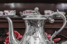 画像5: シルバープレート　ヴィクトリアンロココ　お花のガーランド　お花のチェイシング　コーヒーポット (5)