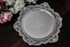 画像1: シルバープレート　ヴィクトリア時代中期　手作り鋳金細工透かしボーダー　ハンドエングレービング　サルヴァ (1)