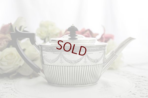 画像5:  純銀製（925）　1884年　クイーンアンスタイル　バチェラーサイズティーポット 