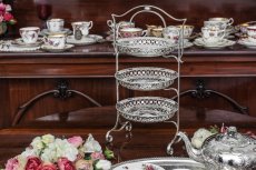 画像2: シルバープレート　1920－30年代　透かし細工　三段　アフタヌーンティー用　ケーキスタンド  (2)