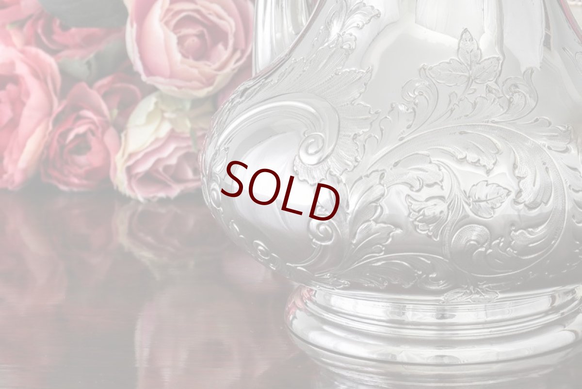 画像4: シルバープレート　ヴィクトリアン　お花の摘み、樹葉の彫刻が華麗な ティーコーヒー4点セット  (4)