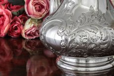 画像4: シルバープレート　ヴィクトリアン　お花の摘み、樹葉の彫刻が華麗な ティーコーヒー4点セット  (4)
