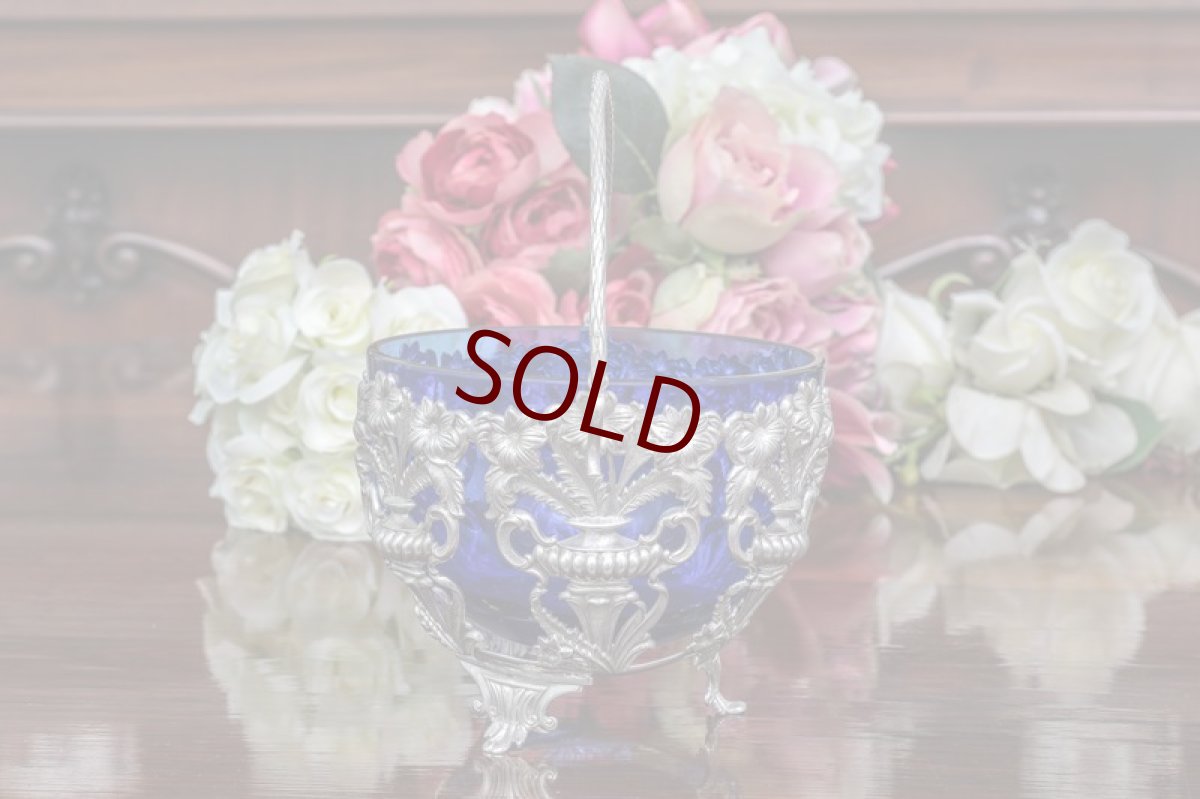 画像3: シルバープレート　ゴージャスなお花の透かし細工　ブルーグラス　シュガーバスケット (3)