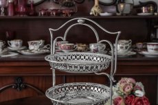 画像3: シルバープレート　1920－30年代　透かし細工　三段　アフタヌーンティー用　ケーキスタンド  (3)