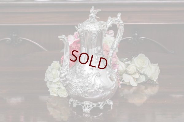 画像3: シルバープレート　特級　ヴィクトリアンロココ　Martin, Hall & Co.薔薇と花葉のチェイシング　鳥の摘み　コーヒーポット 