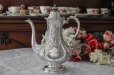 画像3: シルバープレート製　ヴィクトリア時代中期　お花と果物の手彫り彫刻　ティー＆コーヒー4点セット