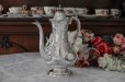 画像5: シルバープレート製　ヴィクトリア時代中期　お花と果物の手彫り彫刻　ティー＆コーヒー4点セット