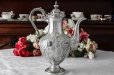 画像8: シルバープレート　ヴィクトリアン　ネオクラシカルスタイル　お花のガーランド　ティー＆コーヒーセット