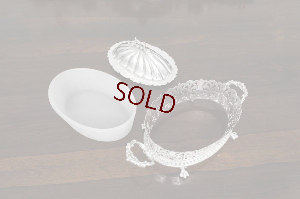 画像4: シルバープレート　ヴィクトリア時代後期　透かし細工とすりガラスのバターディッシュ (4)