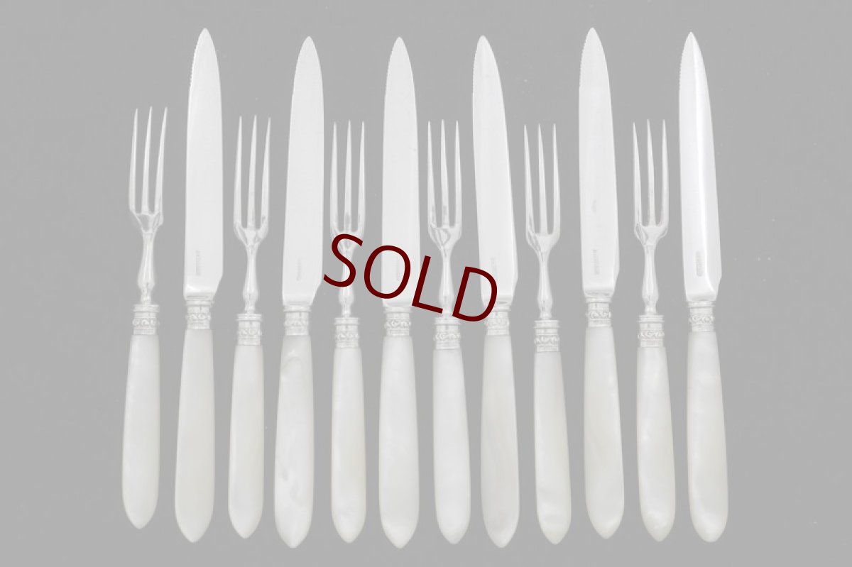 画像2: シルバープレート/純銀　白蝶貝ハンドル　ロココ調　　デザートカトラリー6組セット　  (2)