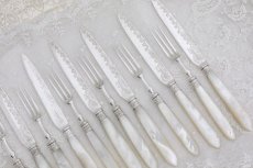 画像6: シルバープレート/純銀　白蝶貝ハンドル　ロココ調　　デザートカトラリー6組セット　  (6)