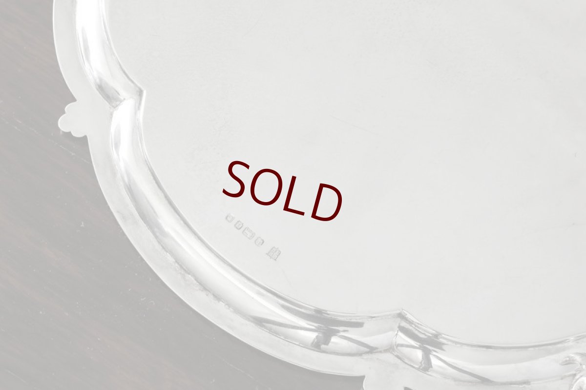 画像8: 純銀製（925）1883年　ケルティック　あざみと葉の手彫り彫刻　26cmサルヴァ (8)